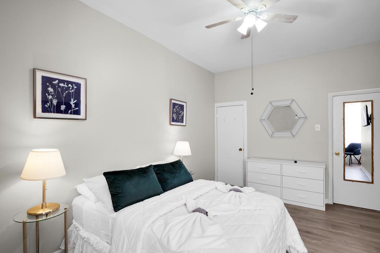 Lovely 2br In Univ