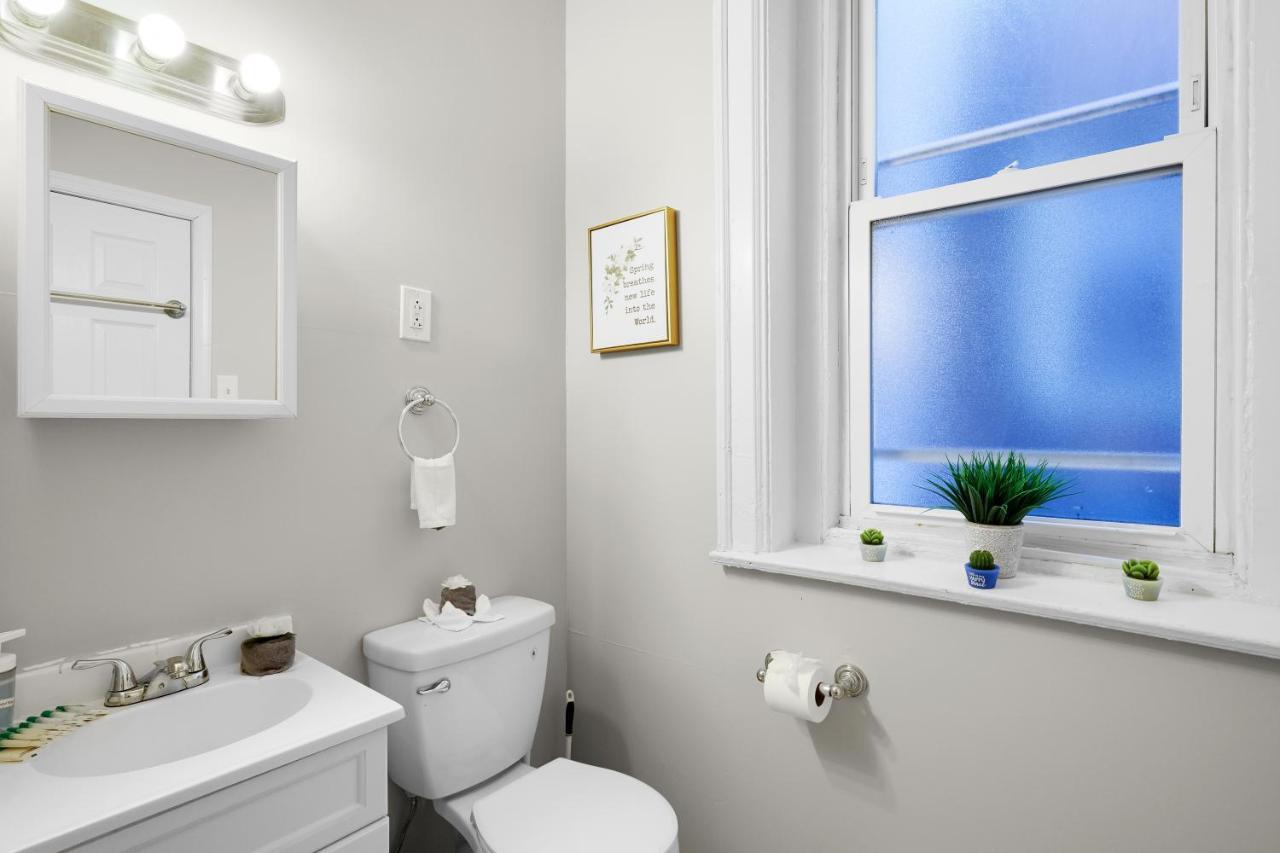 Lovely 2br In Univ